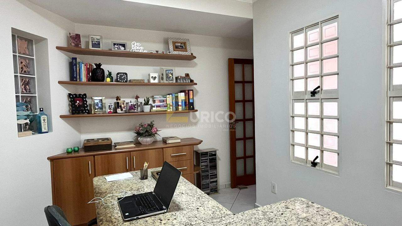 Casa em condomínio à venda no Condomínio Vivenda das Quaresmeiras em Valinhos/SP: 