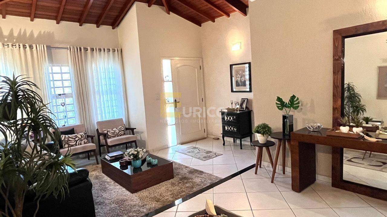 Casa em condomínio à venda no Condomínio Vivenda das Quaresmeiras em Valinhos/SP: 