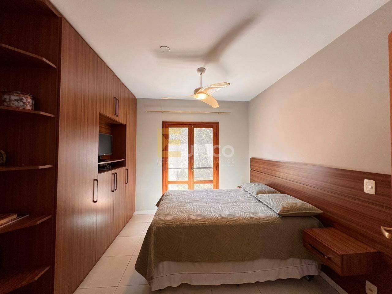 Casa em condomínio à venda no Condomínio Serra dos Cristais em CAJAMAR/SP: 