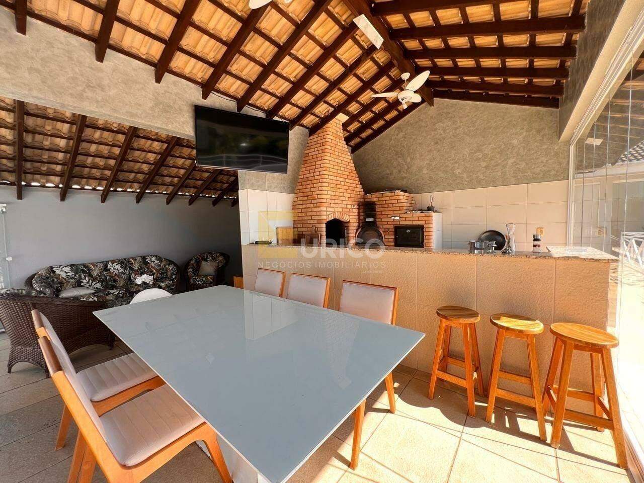 Casa em condomínio à venda no Condomínio Serra dos Cristais em CAJAMAR/SP: 