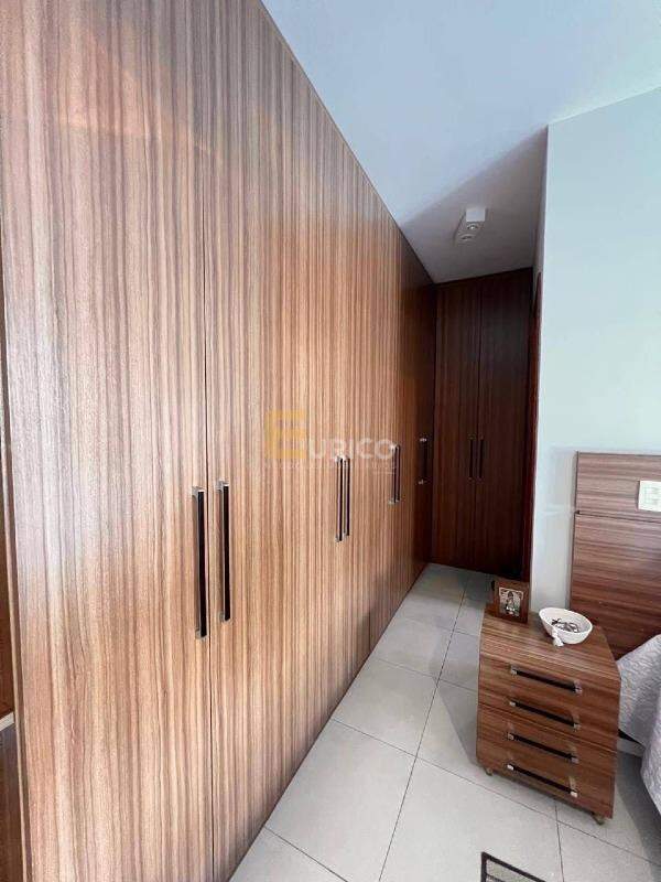 Casa em condomínio à venda no Condomínio Serra dos Cristais em CAJAMAR/SP: 