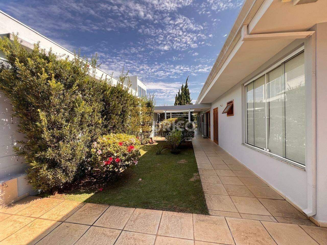 Casa em condomínio à venda no Condomínio Serra dos Cristais em CAJAMAR/SP: 