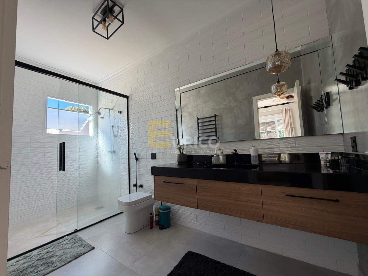 Casa em condomínio à venda no Condomínio Reserva Colonial em Valinhos/SP: 
