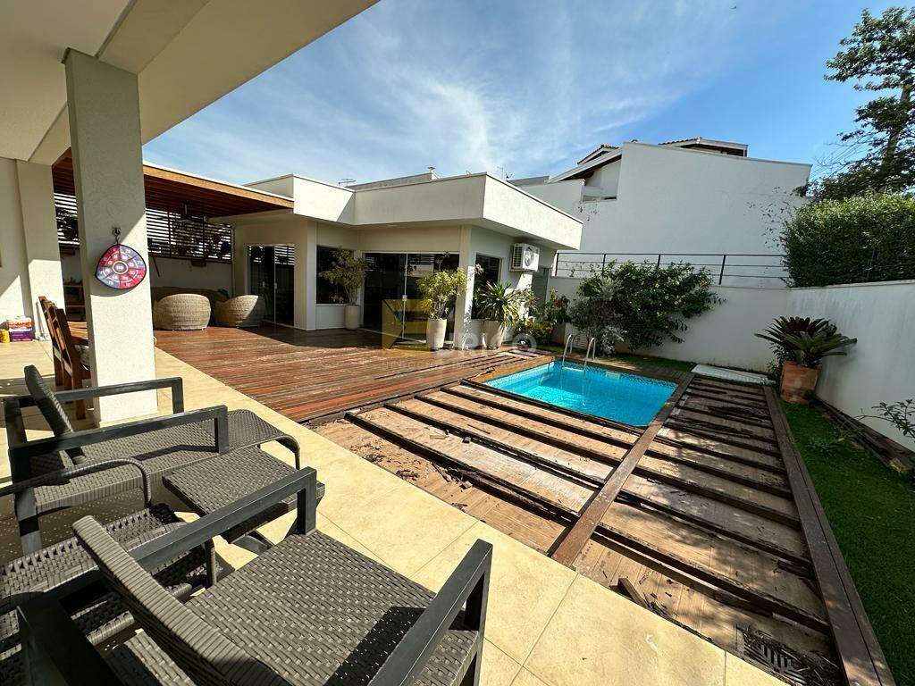 Casa em condomínio à venda no Condomínio Jardim America em Vinhedo/SP: 