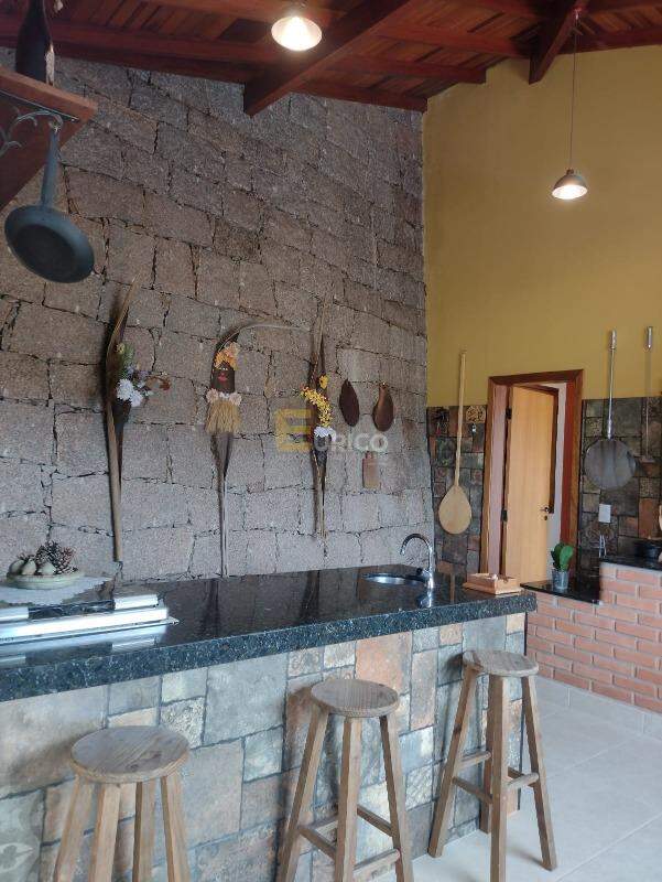 Casa em condomínio para aluguel no Condomínio Estância Marambaia em Vinhedo/SP: 