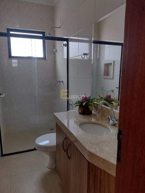 Casa em condomínio para aluguel no Condomínio Estância Marambaia em Vinhedo/SP: 