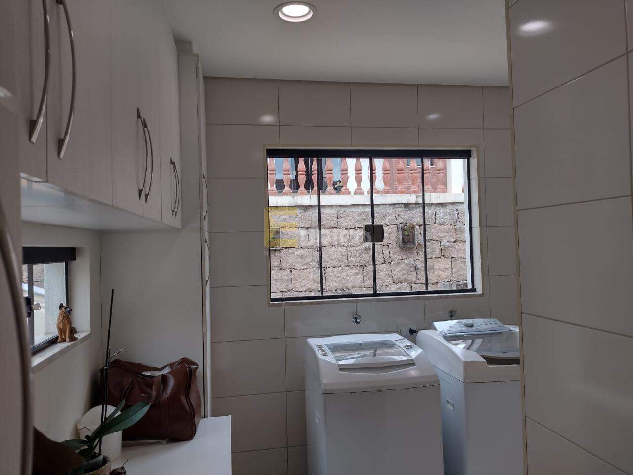 Casa em condomínio para aluguel no Condomínio Estância Marambaia em Vinhedo/SP: 