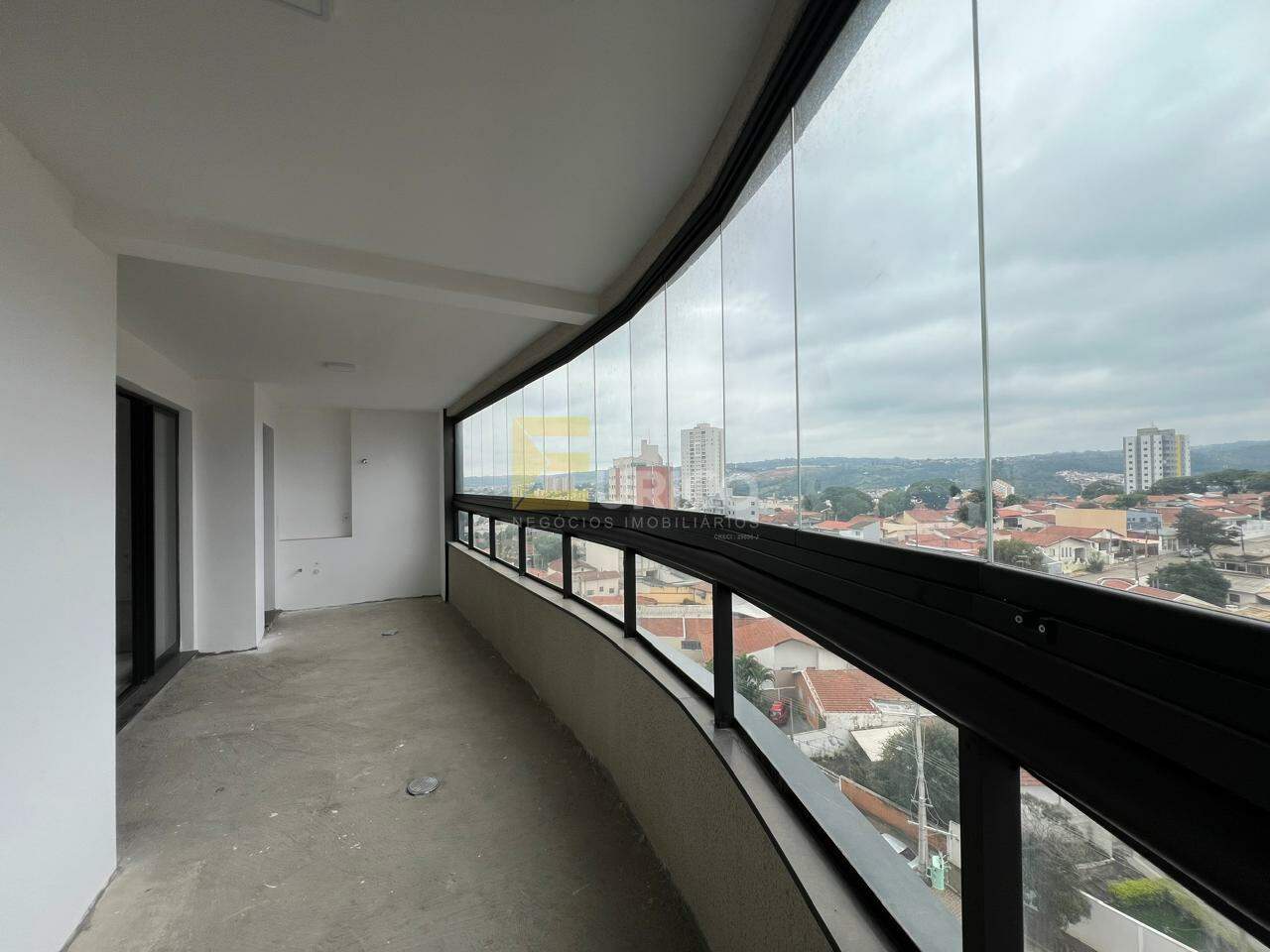 Apartamento à venda no Condomínio Edifício Lux Residence em Valinhos/SP: 
