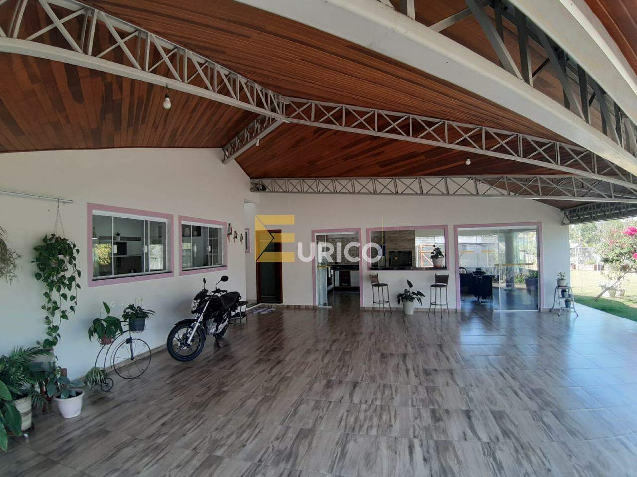 Casa em condomínio à venda no Parque Village Castelo em Itu/SP: