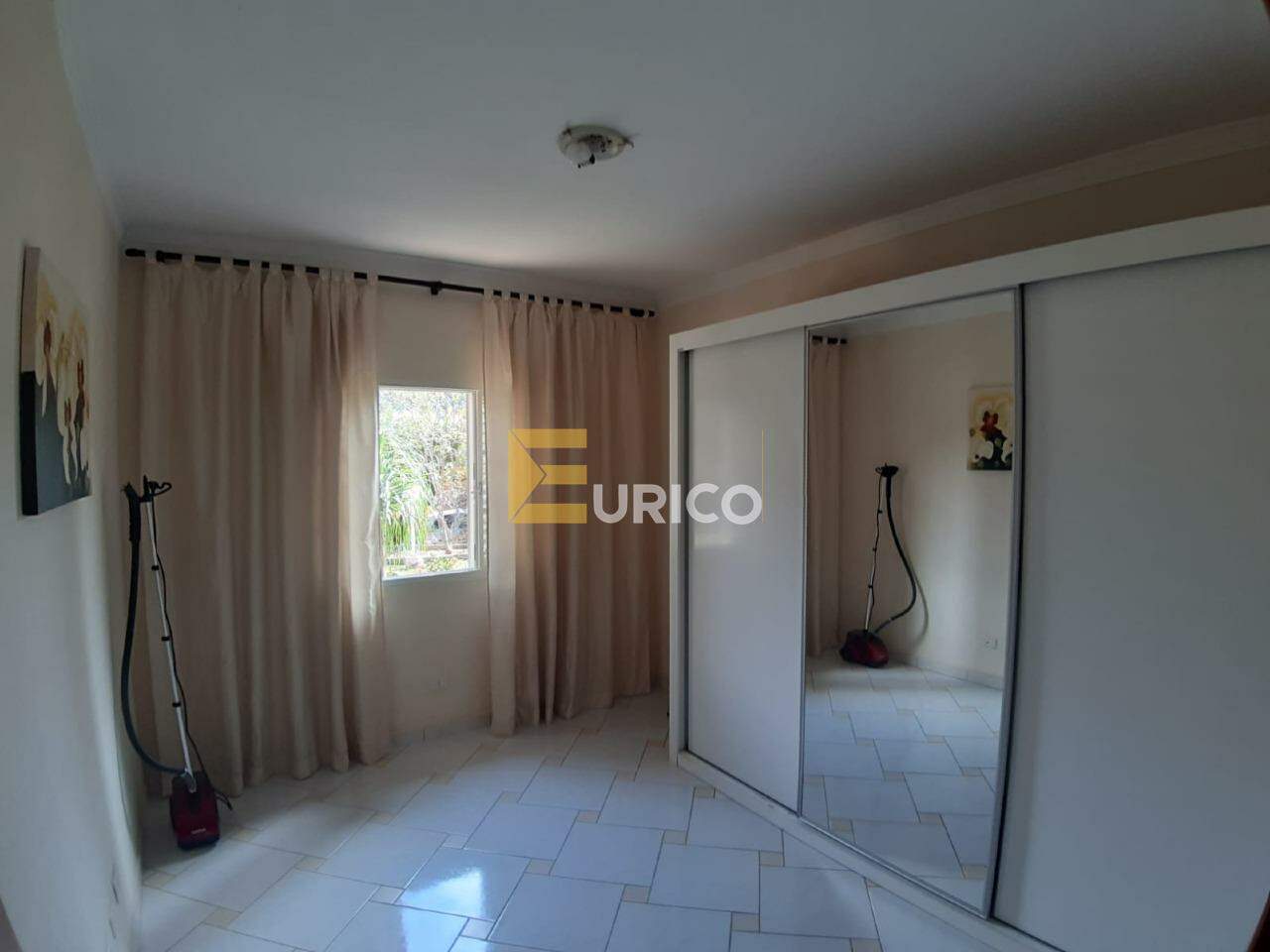 Casa em condomínio à venda no Parque Village Castelo em Itu/SP: