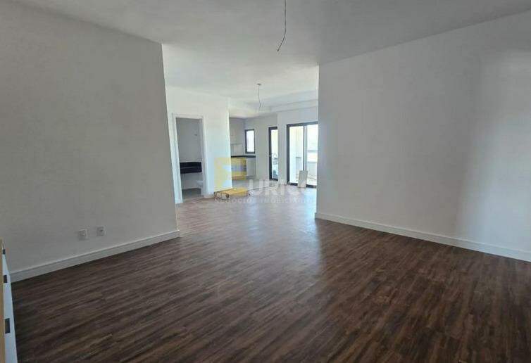 Apartamento à venda no Condomínio Edifício Lux Residence em Valinhos/SP:
