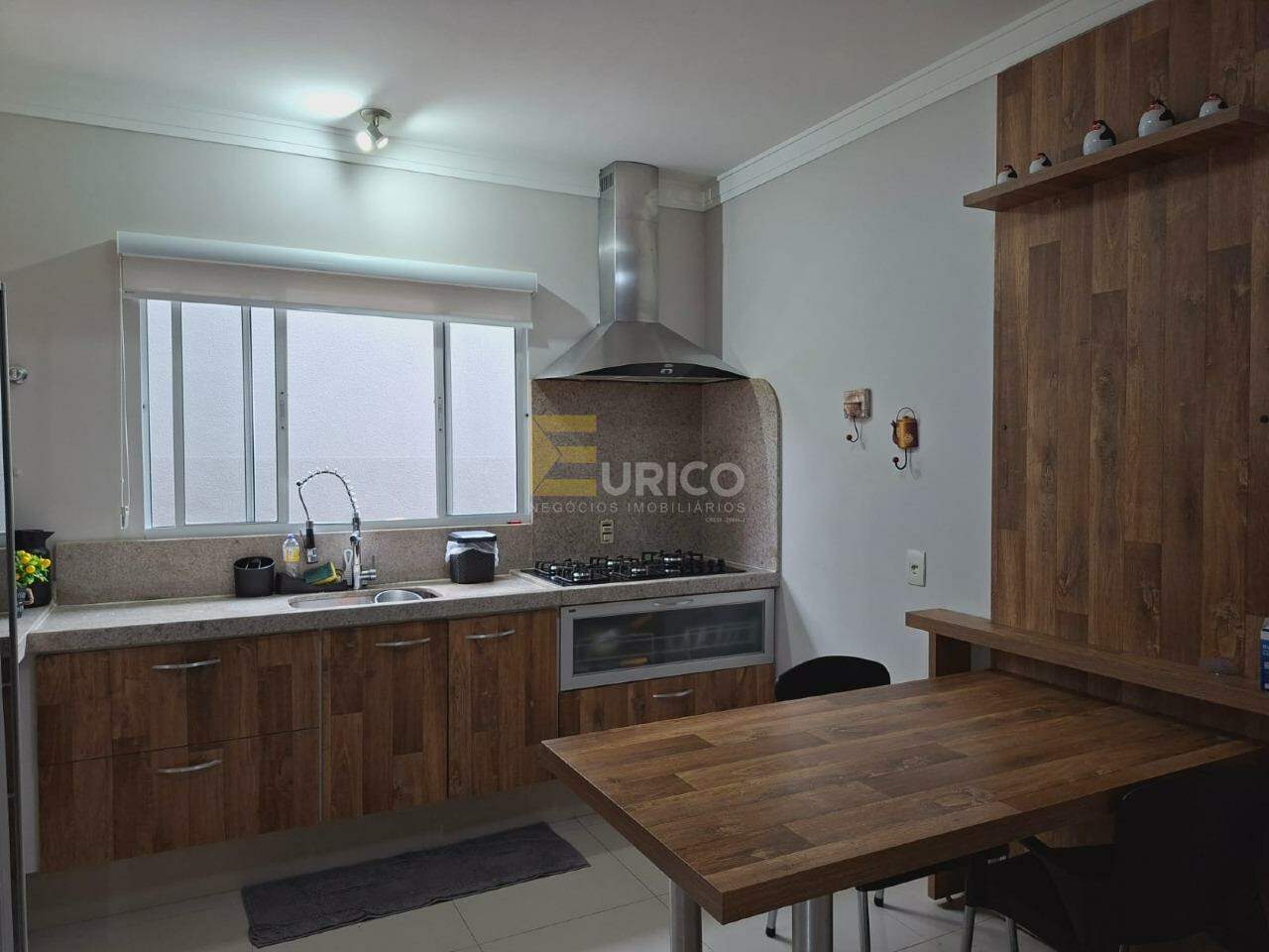 Casa em condomínio à venda no Condomínio Terras de Vinhedo em Vinhedo/SP: 