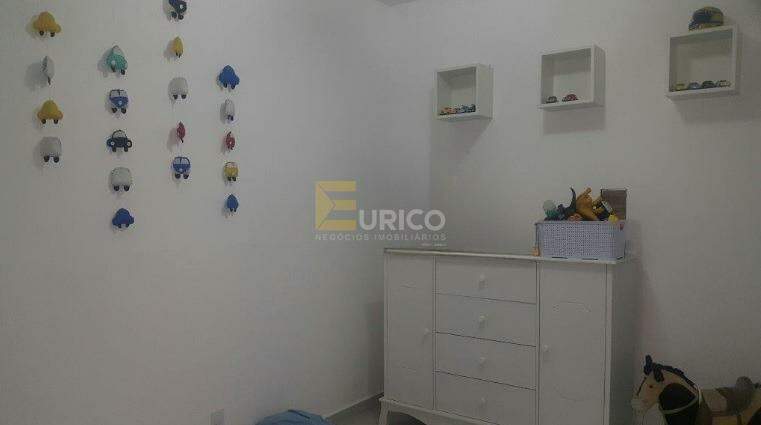 Casa à venda no PARQUE DAS COLINAS em Valinhos/SP:
