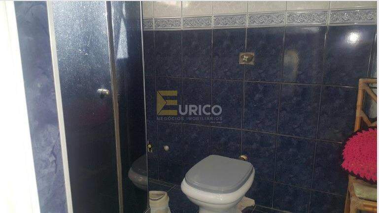 Casa à venda no PARQUE DAS COLINAS em Valinhos/SP: