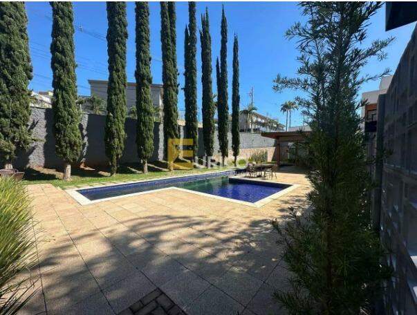 Casa em condomínio para aluguel no Condomínio Residencial Quinta das Oliveiras em Valinhos/SP: 