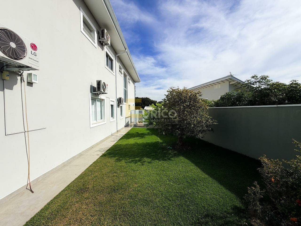 Casa em condomínio à venda no Condomínio Villaggio Capríccio em Louveira/SP: