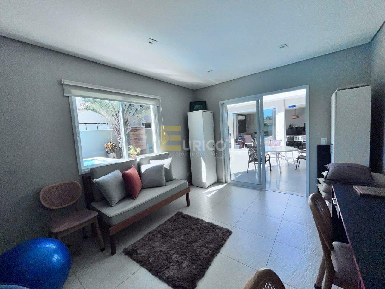 Casa em condomínio à venda no Condomínio Villaggio Capríccio em Louveira/SP: sala de jogos