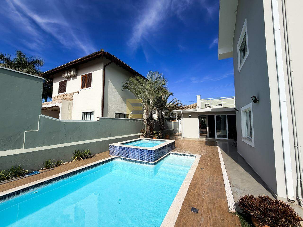 Casa em condomínio à venda no Condomínio Villaggio Capríccio em Louveira/SP: