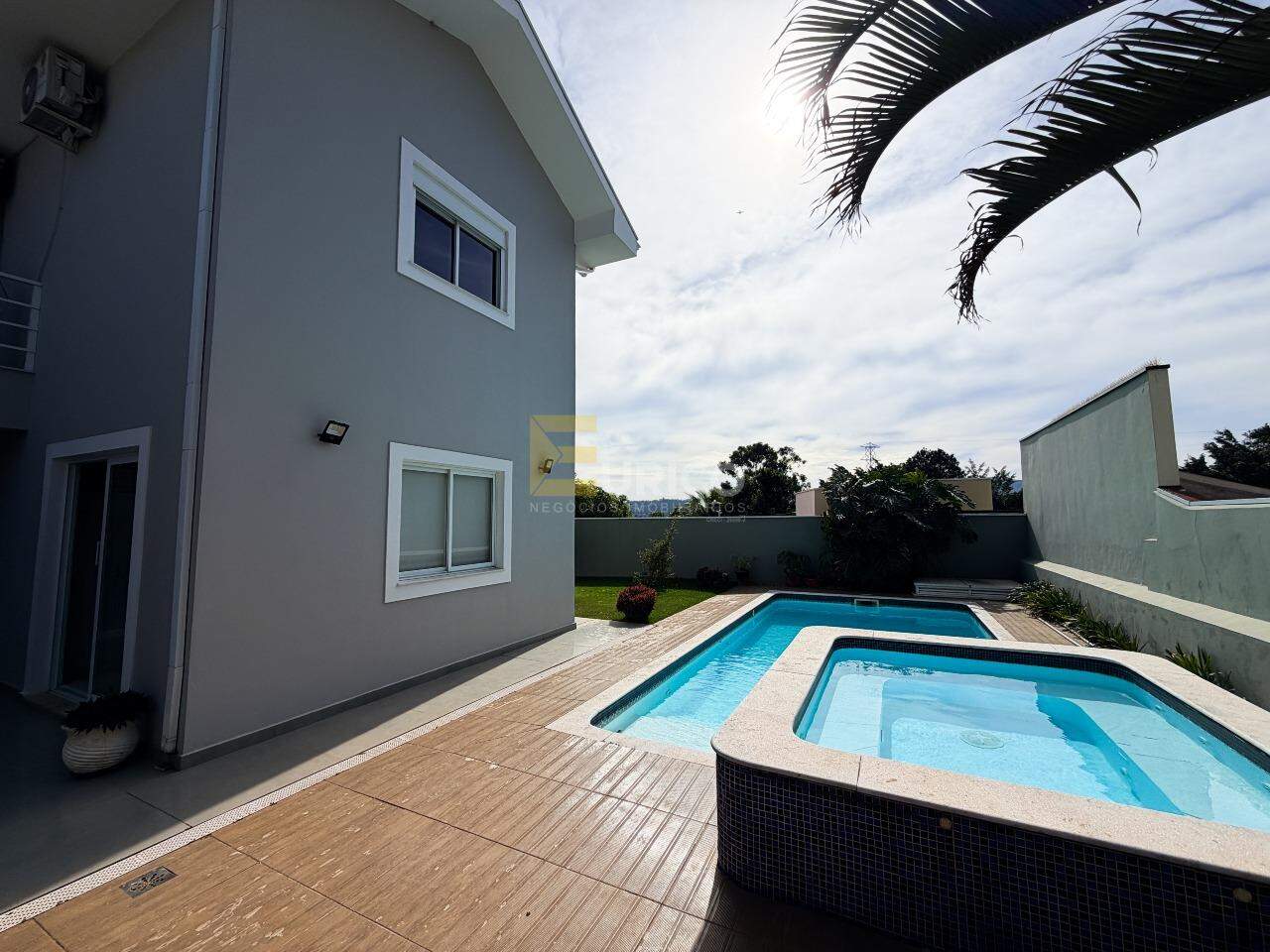 Casa em condomínio à venda no Condomínio Villaggio Capríccio em Louveira/SP: