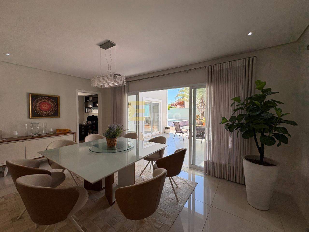 Casa em condomínio à venda no Condomínio Villaggio Capríccio em Louveira/SP: sala de jantar