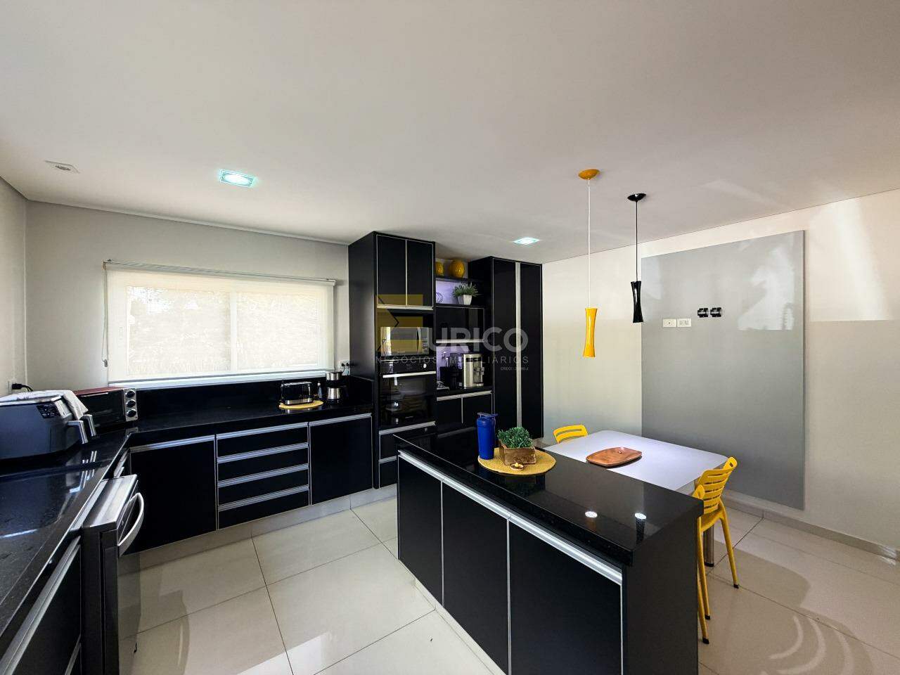 Casa em condomínio à venda no Condomínio Villaggio Capríccio em Louveira/SP: