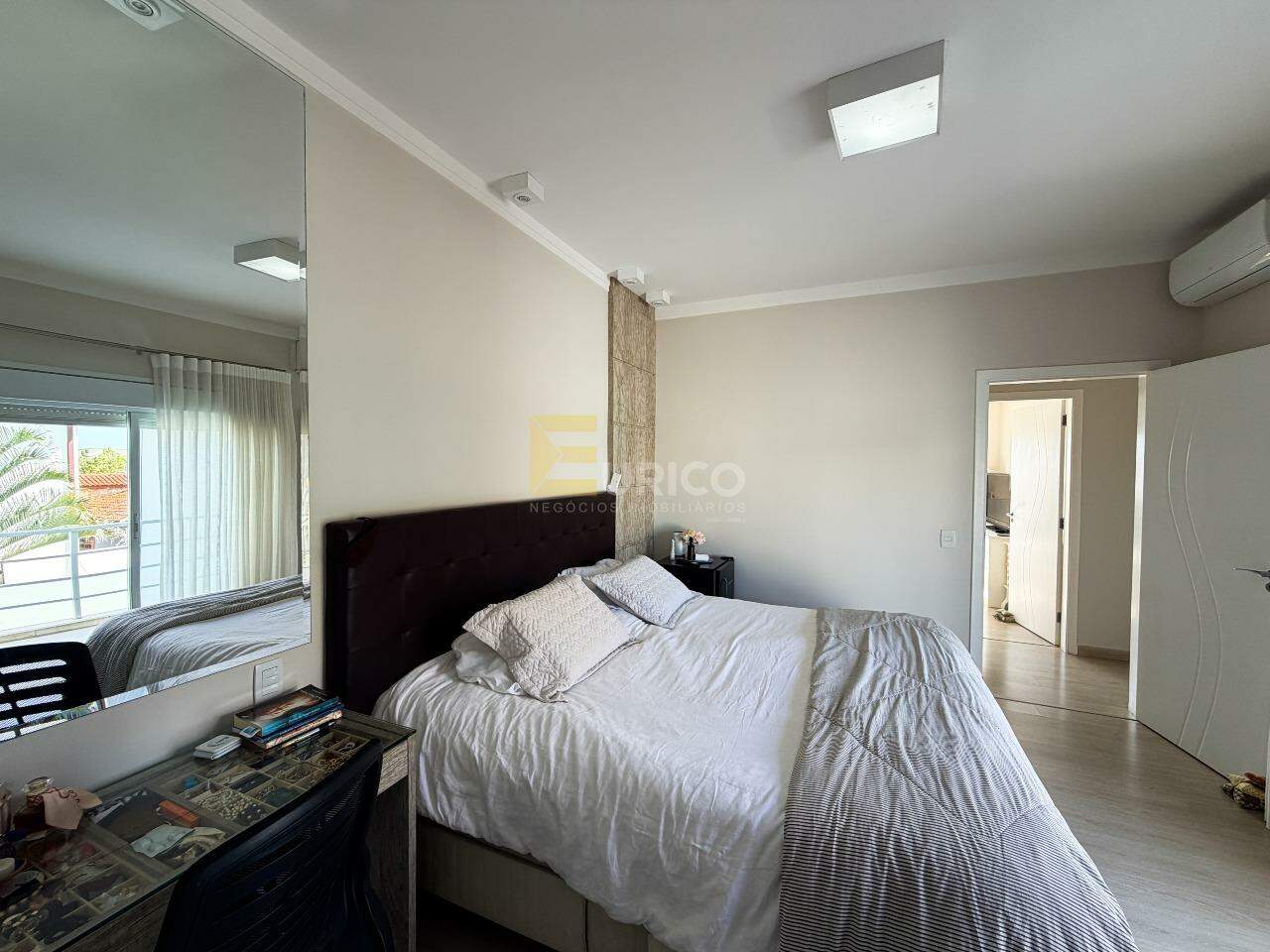 Casa em condomínio à venda no Condomínio Villaggio Capríccio em Louveira/SP: