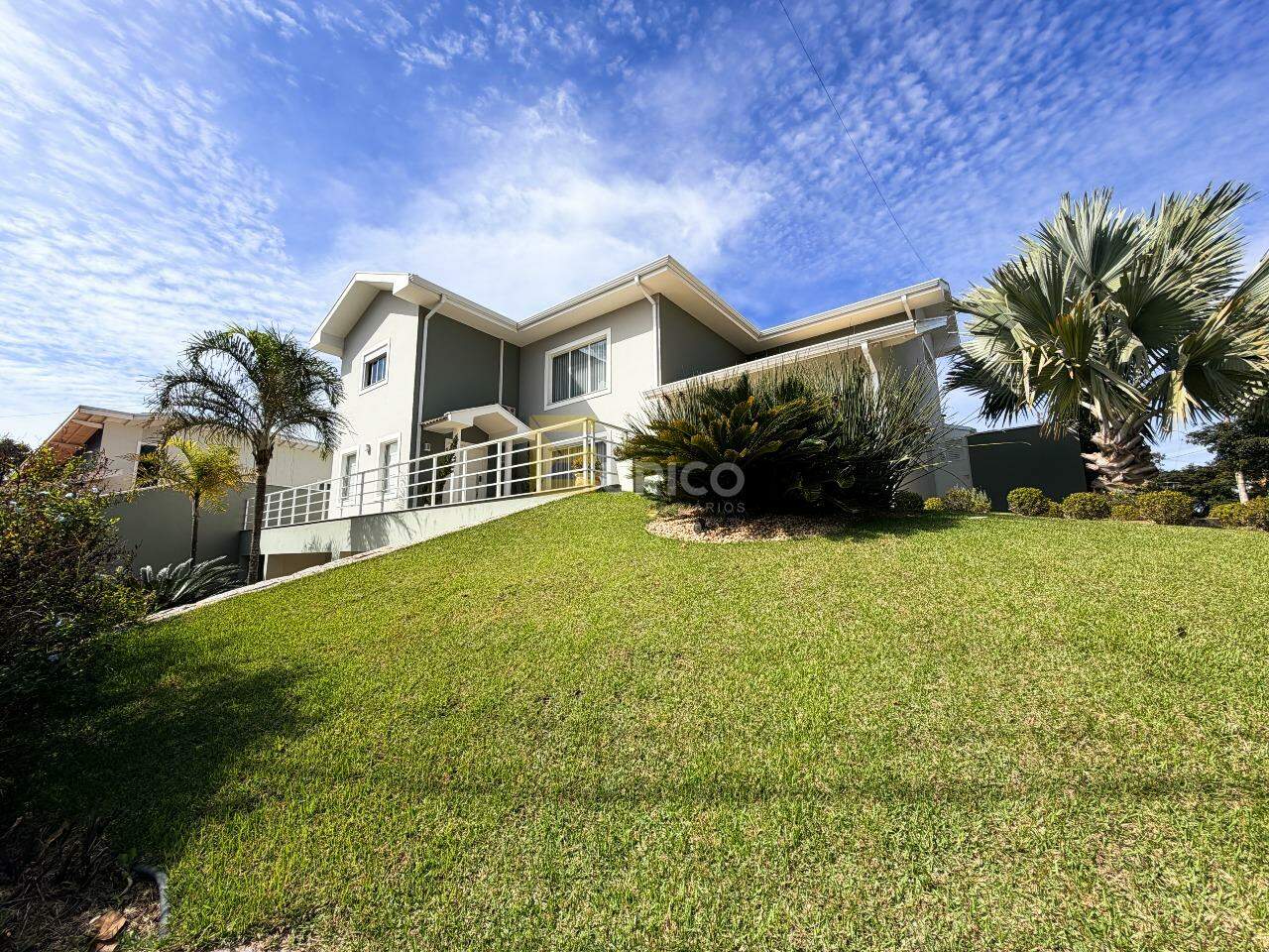 Casa em condomínio à venda no Condomínio Villaggio Capríccio em Louveira/SP: