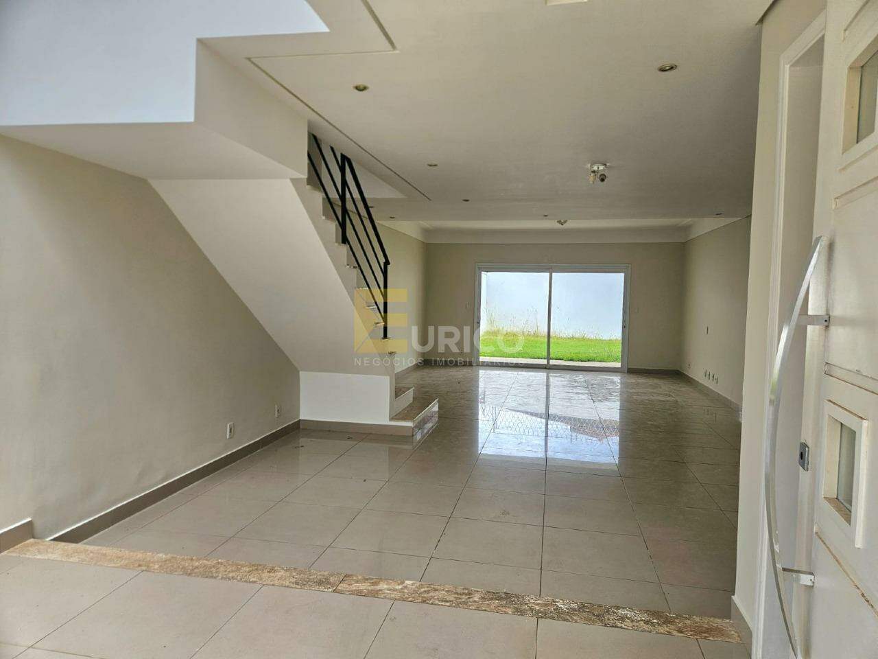 Casa em condomínio para aluguel no Condomínio Vivenda das Quaresmeiras em Valinhos/SP: