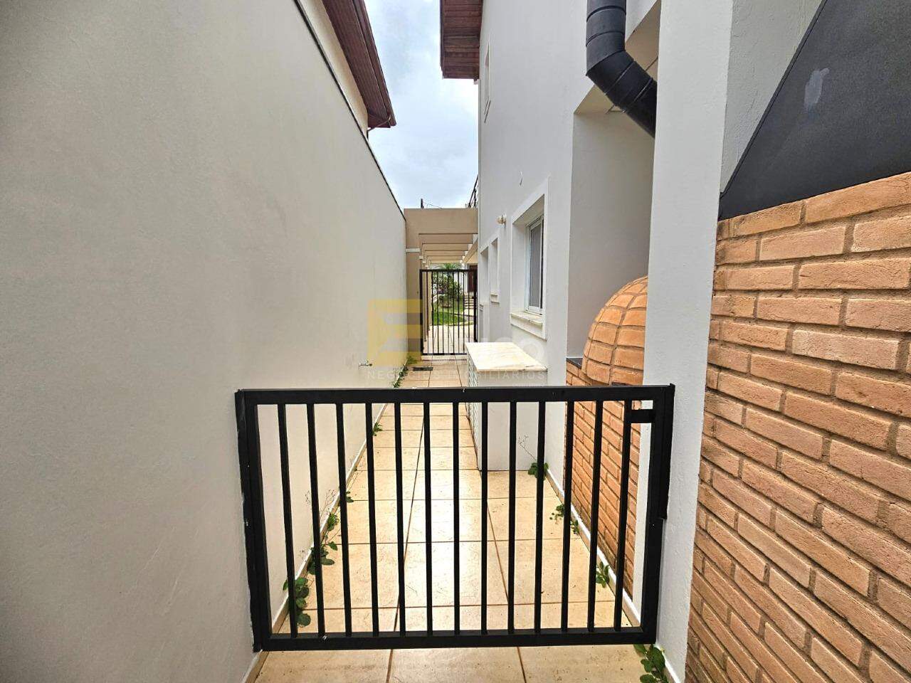 Casa em condomínio para aluguel no Condomínio Vivenda das Quaresmeiras em Valinhos/SP: