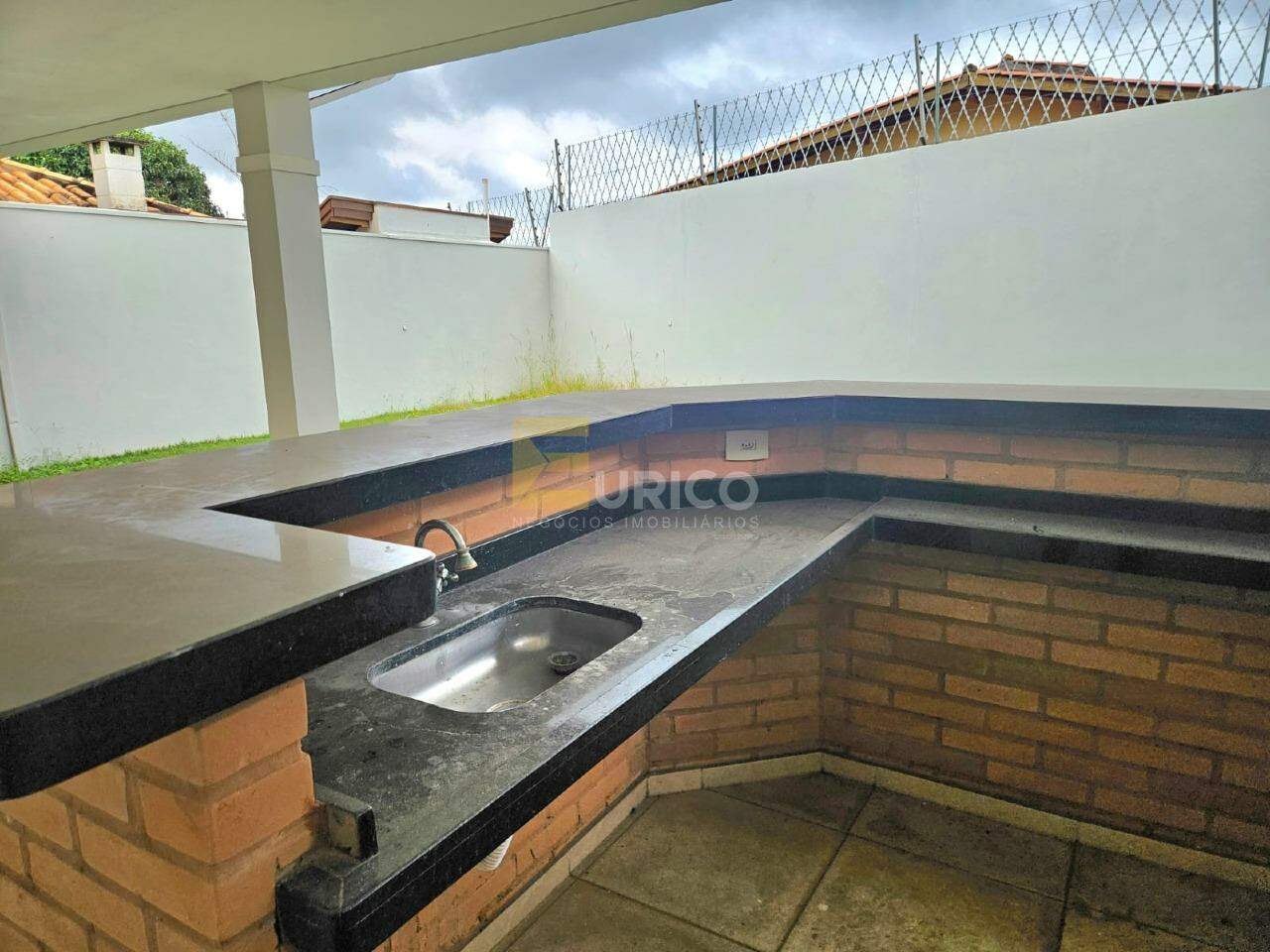 Casa em condomínio para aluguel no Condomínio Vivenda das Quaresmeiras em Valinhos/SP: