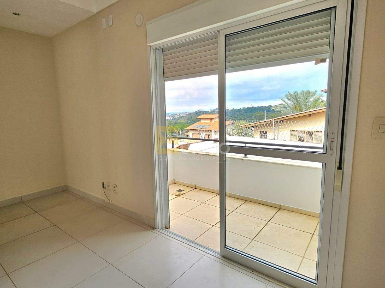 Casa em condomínio para aluguel no Condomínio Vivenda das Quaresmeiras em Valinhos/SP: