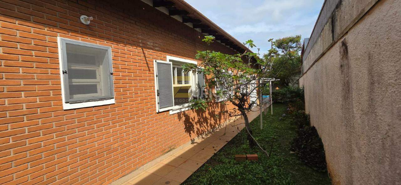 Casa em condomínio para aluguel no Condomínio Estância Marambaia em Vinhedo/SP: 