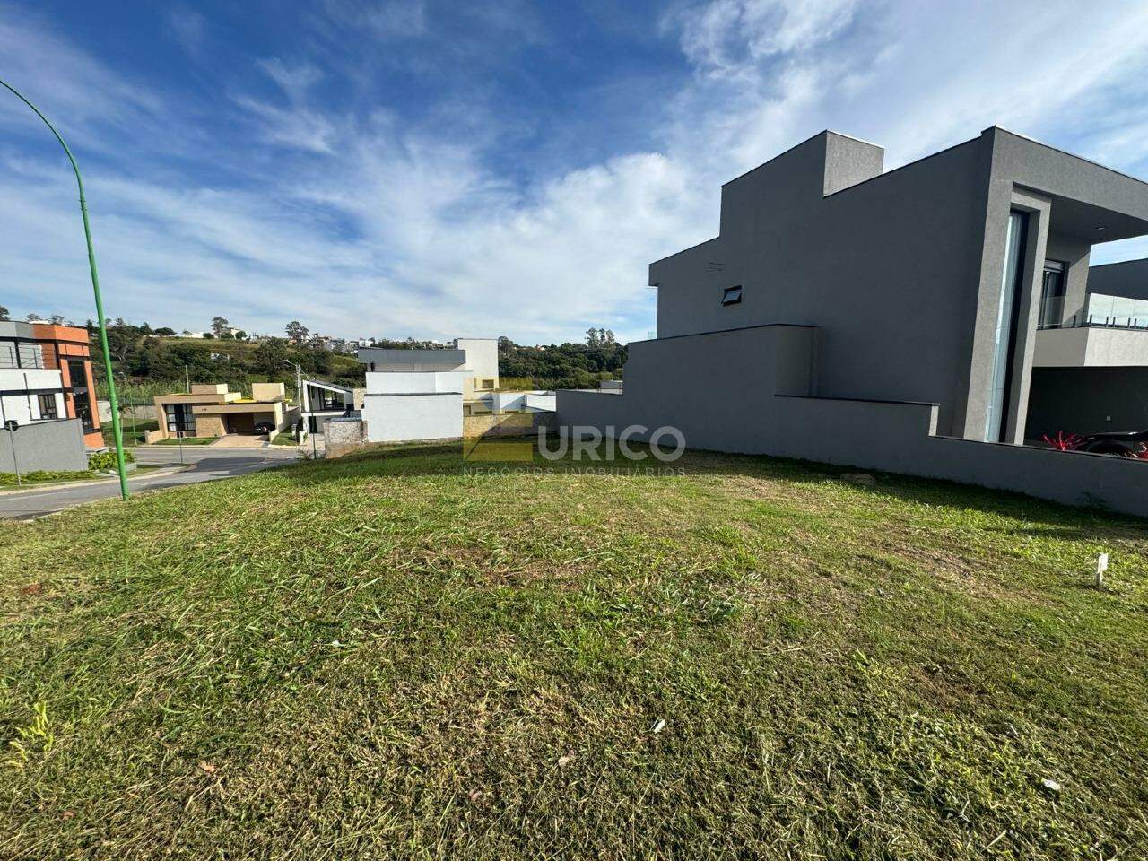 Terreno em Condomínio à venda no Condomínio Residencial Mont’Alcino em Valinhos/SP: 