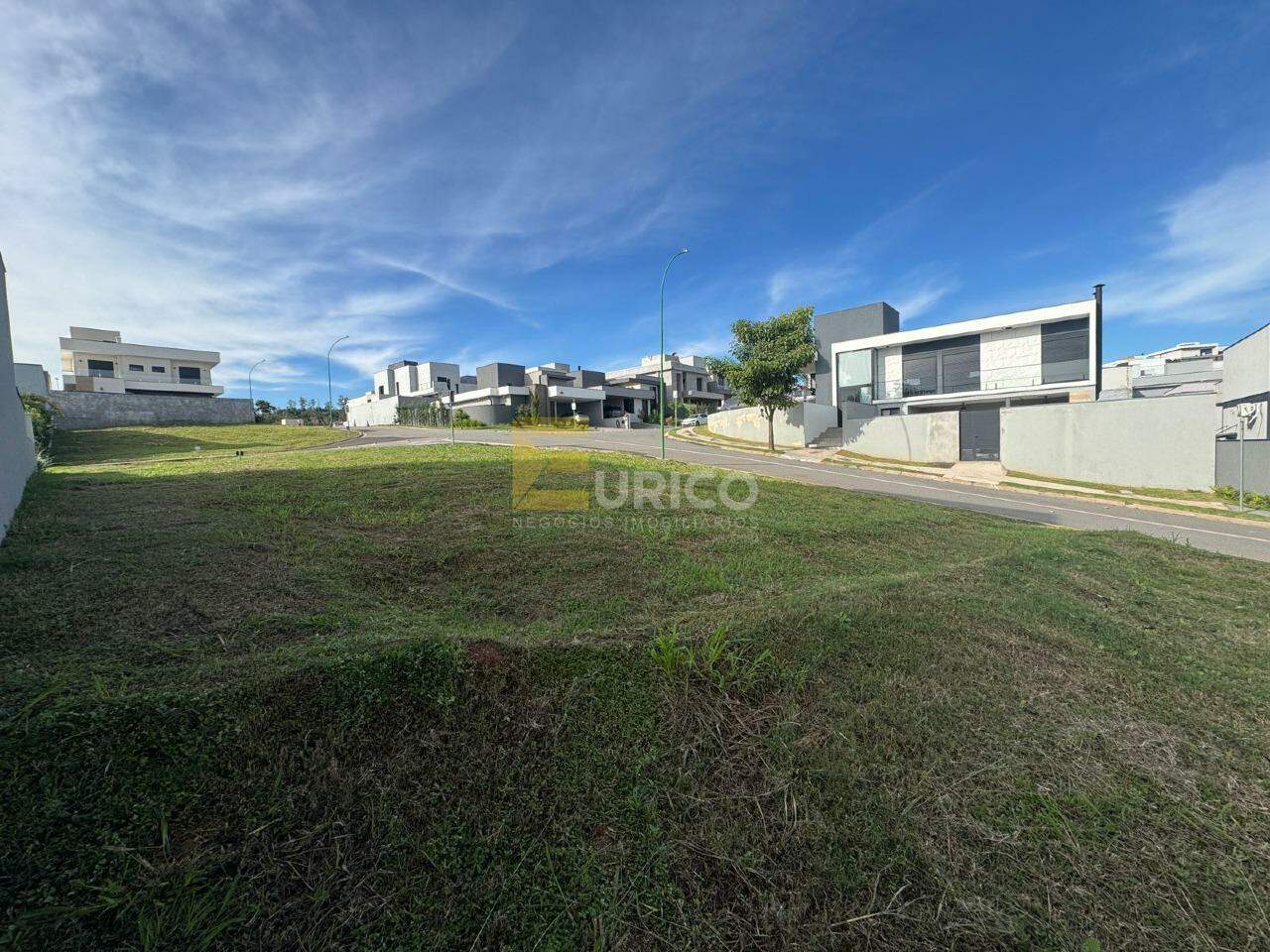 Terreno em Condomínio à venda no Condomínio Residencial Mont’Alcino em Valinhos/SP: 