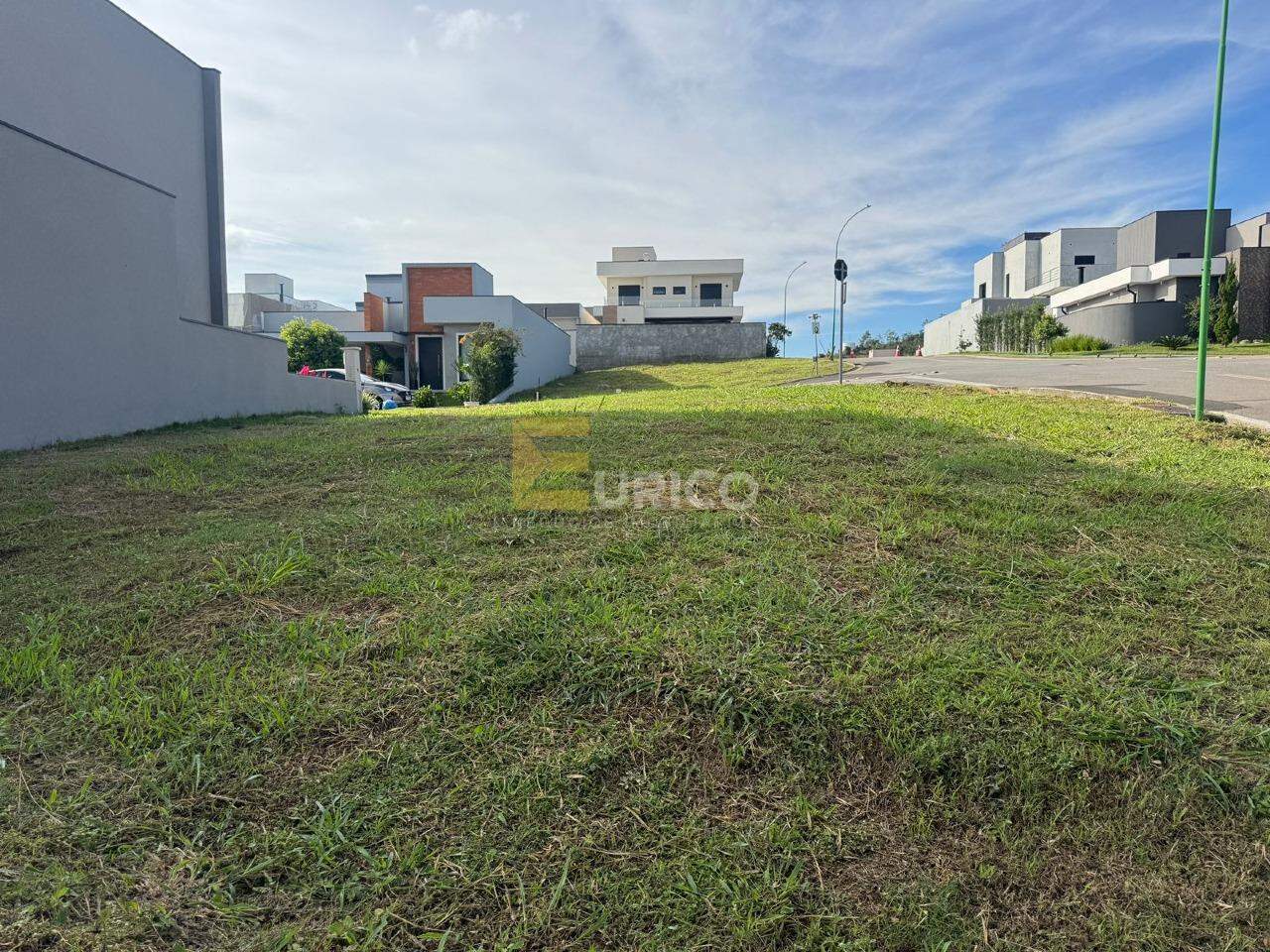Terreno em Condomínio à venda no Condomínio Residencial Mont’Alcino em Valinhos/SP: 