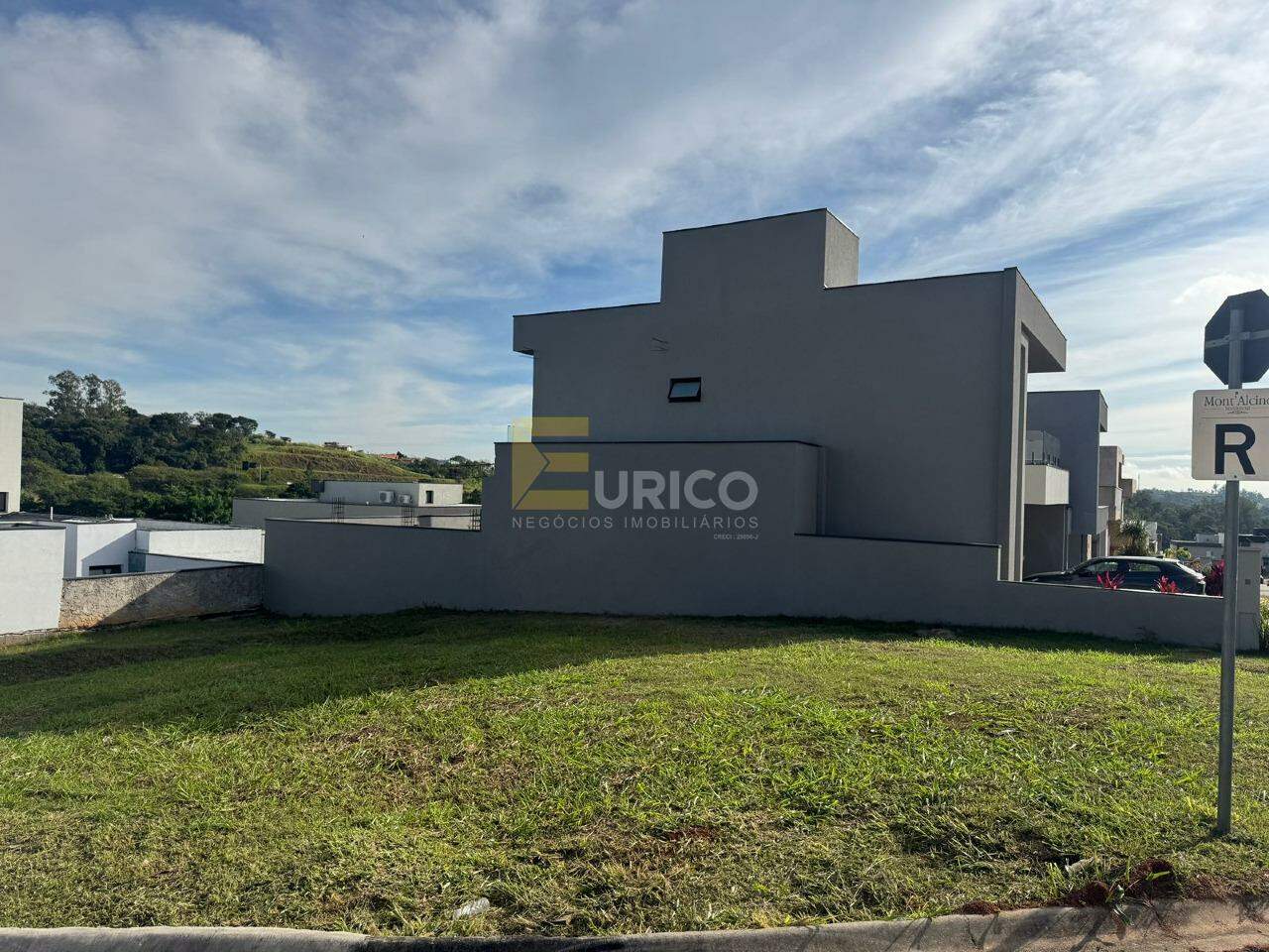 Terreno em Condomínio à venda no Condomínio Residencial Mont’Alcino em Valinhos/SP: 