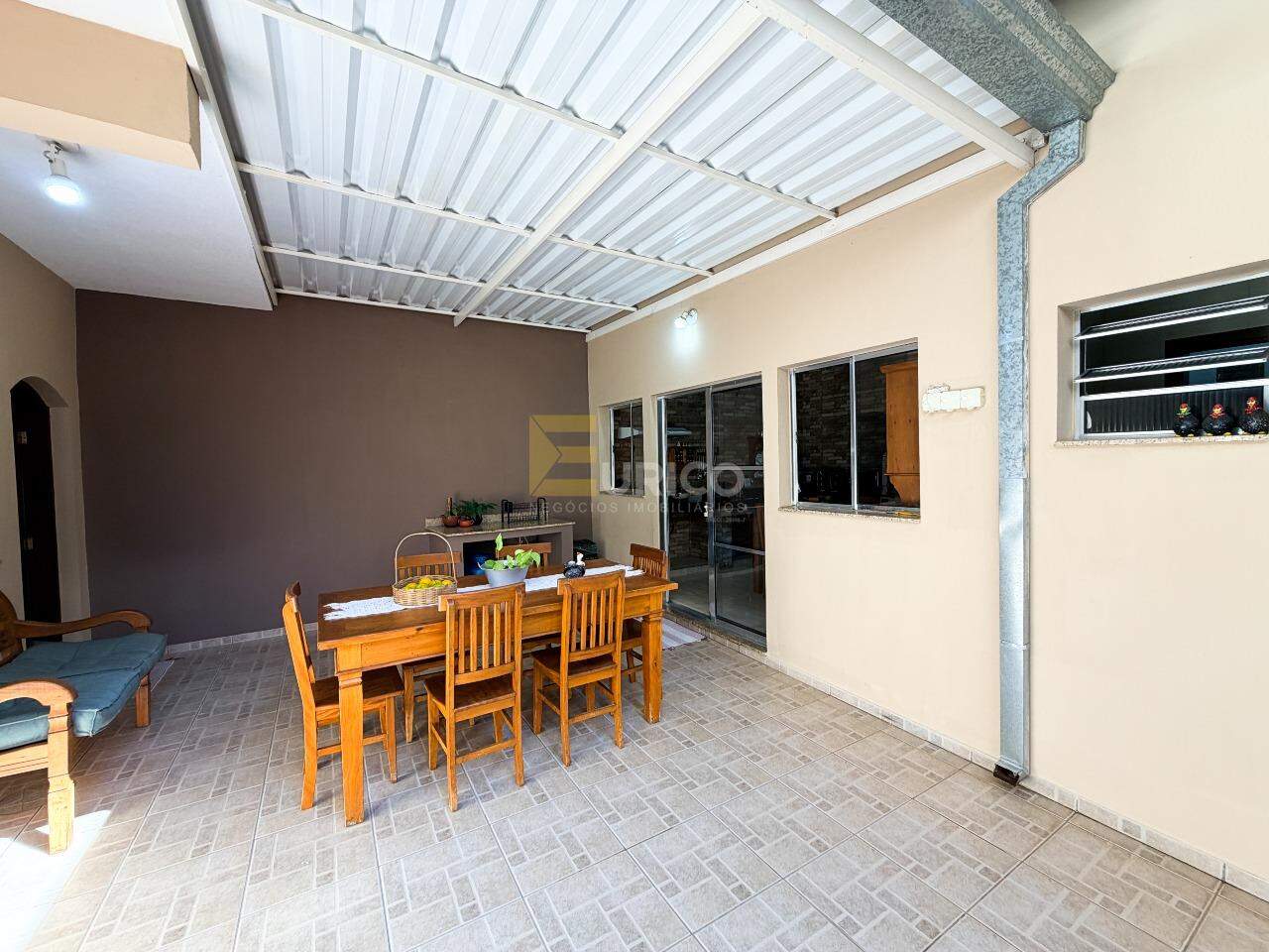 Casa à venda no Jardim Melle em Vinhedo/SP: 