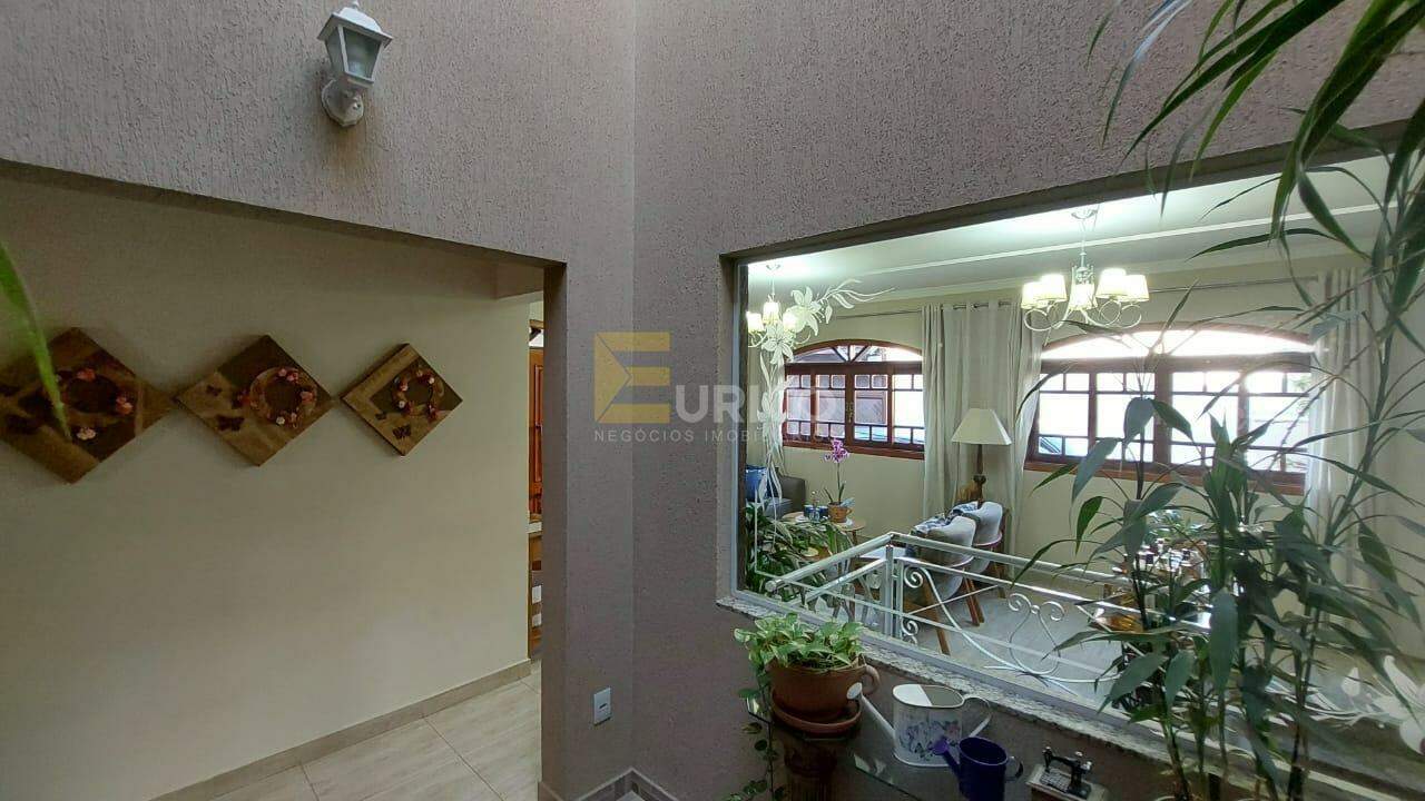 Casa à venda no Jardim Melle em Vinhedo/SP: 