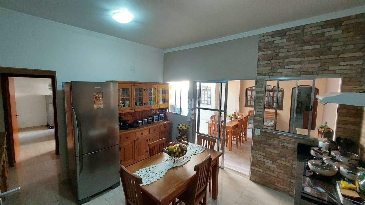 Casa à venda no Jardim Melle em Vinhedo/SP: 
