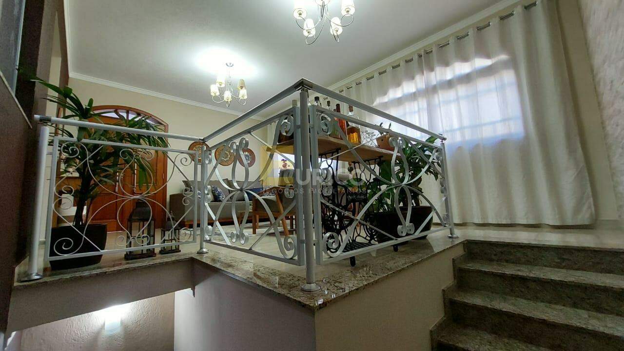 Casa à venda no Jardim Melle em Vinhedo/SP: 