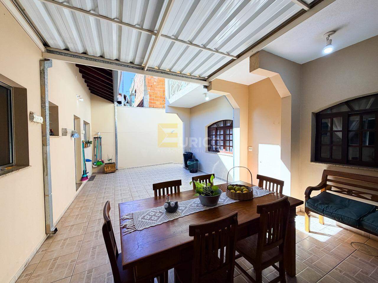 Casa à venda no Jardim Melle em Vinhedo/SP: 