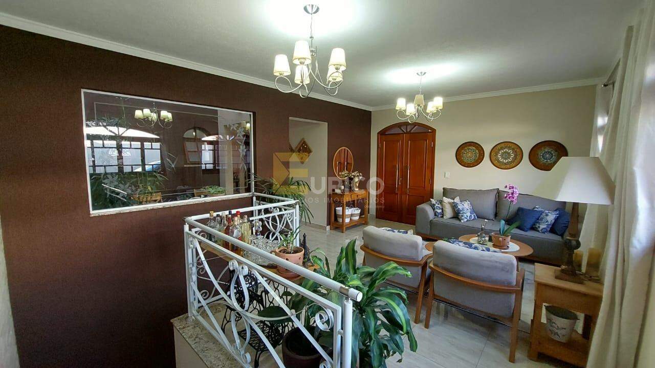 Casa à venda no Jardim Melle em Vinhedo/SP: 