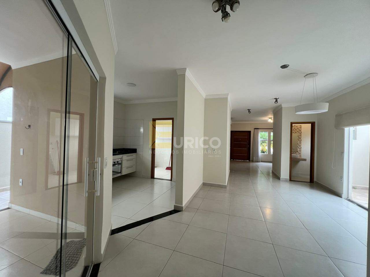 Casa em condomínio para aluguel no Condomínio Flor da Serra em Valinhos/SP: