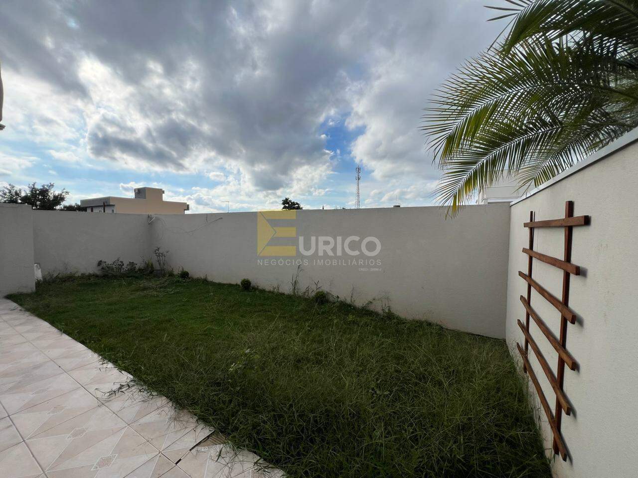 Casa em condomínio para aluguel no Condomínio Flor da Serra em Valinhos/SP:
