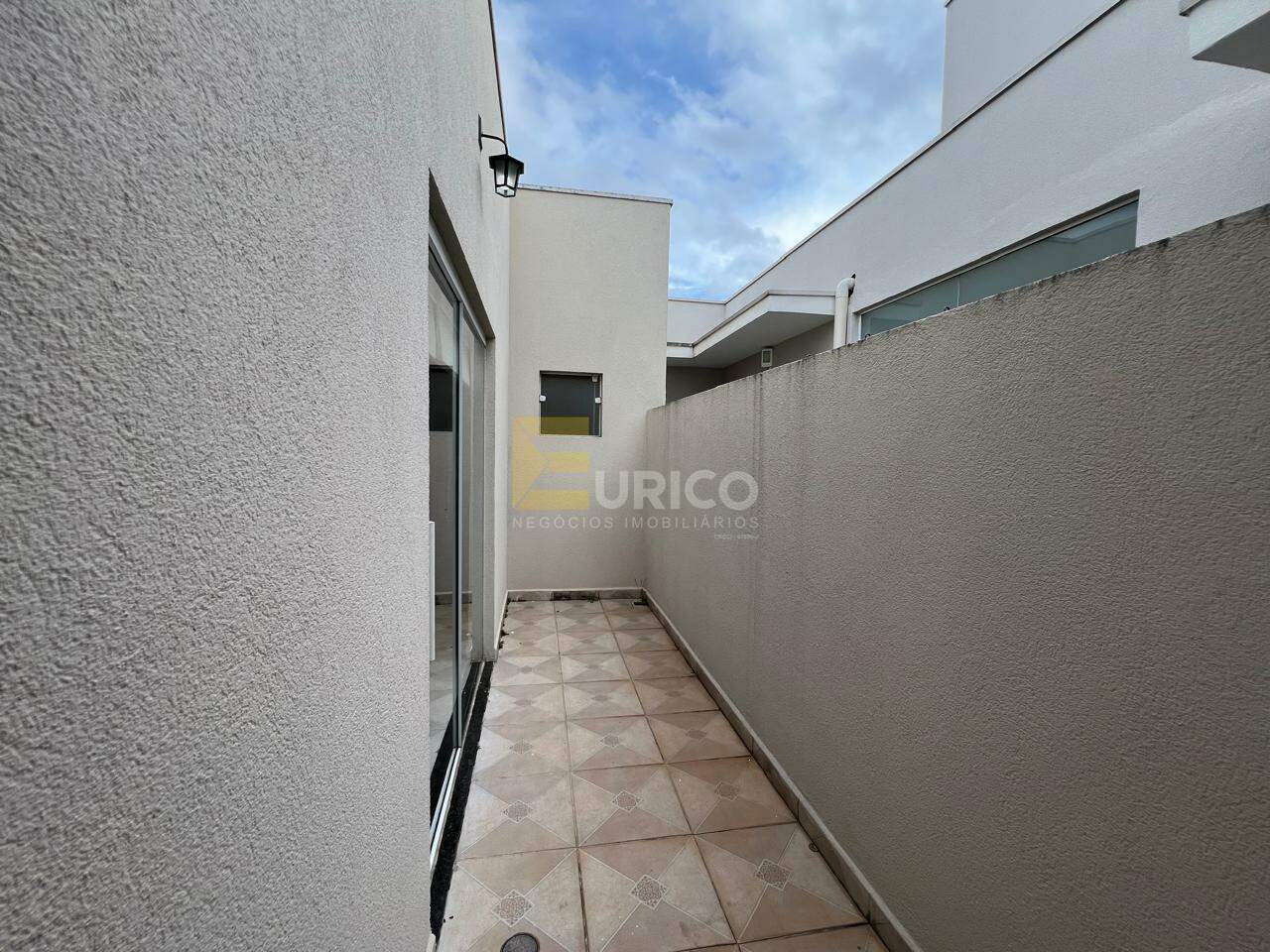 Casa em condomínio para aluguel no Condomínio Flor da Serra em Valinhos/SP:
