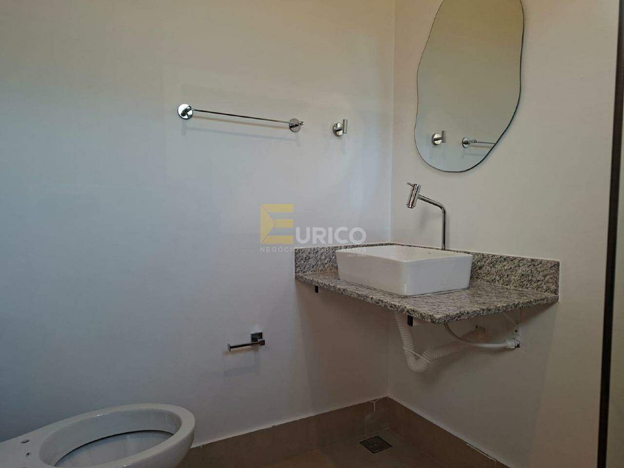 Casa para aluguel no Jardim das Videiras em Vinhedo/SP: 