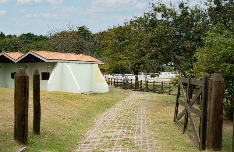 Casa em condomínio à venda no Condomínio Village Sans Souci em Valinhos/SP: