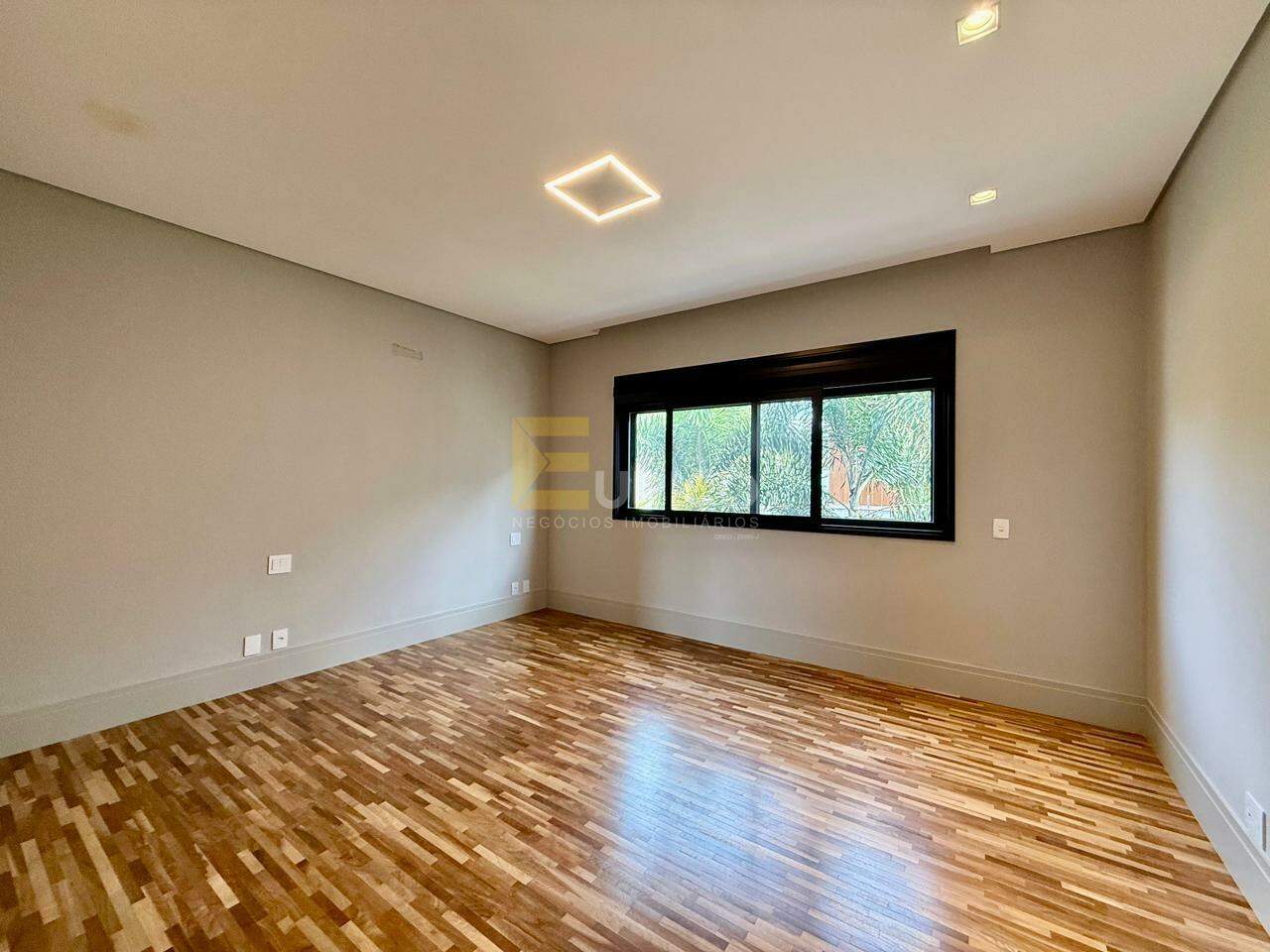 Casa em condomínio à venda no Condomínio Alphaville Dom Pedro 2 em Campinas/SP: