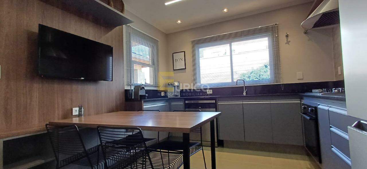 Casa em condomínio à venda no Condomínio Morada das Nascentes em Valinhos/SP: