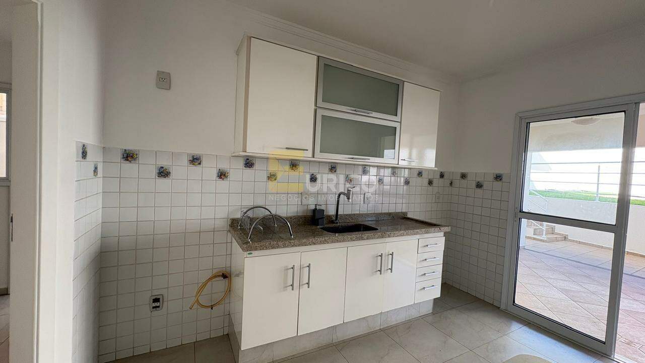 Casa em condomínio para aluguel no Condomínio Recanto dos Paturis em Vinhedo/SP: cozinha